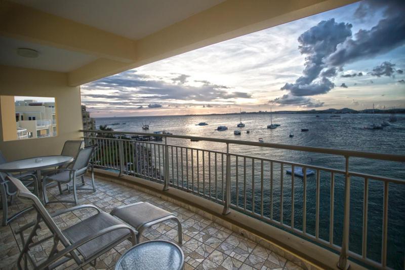 The At Simpson Bay