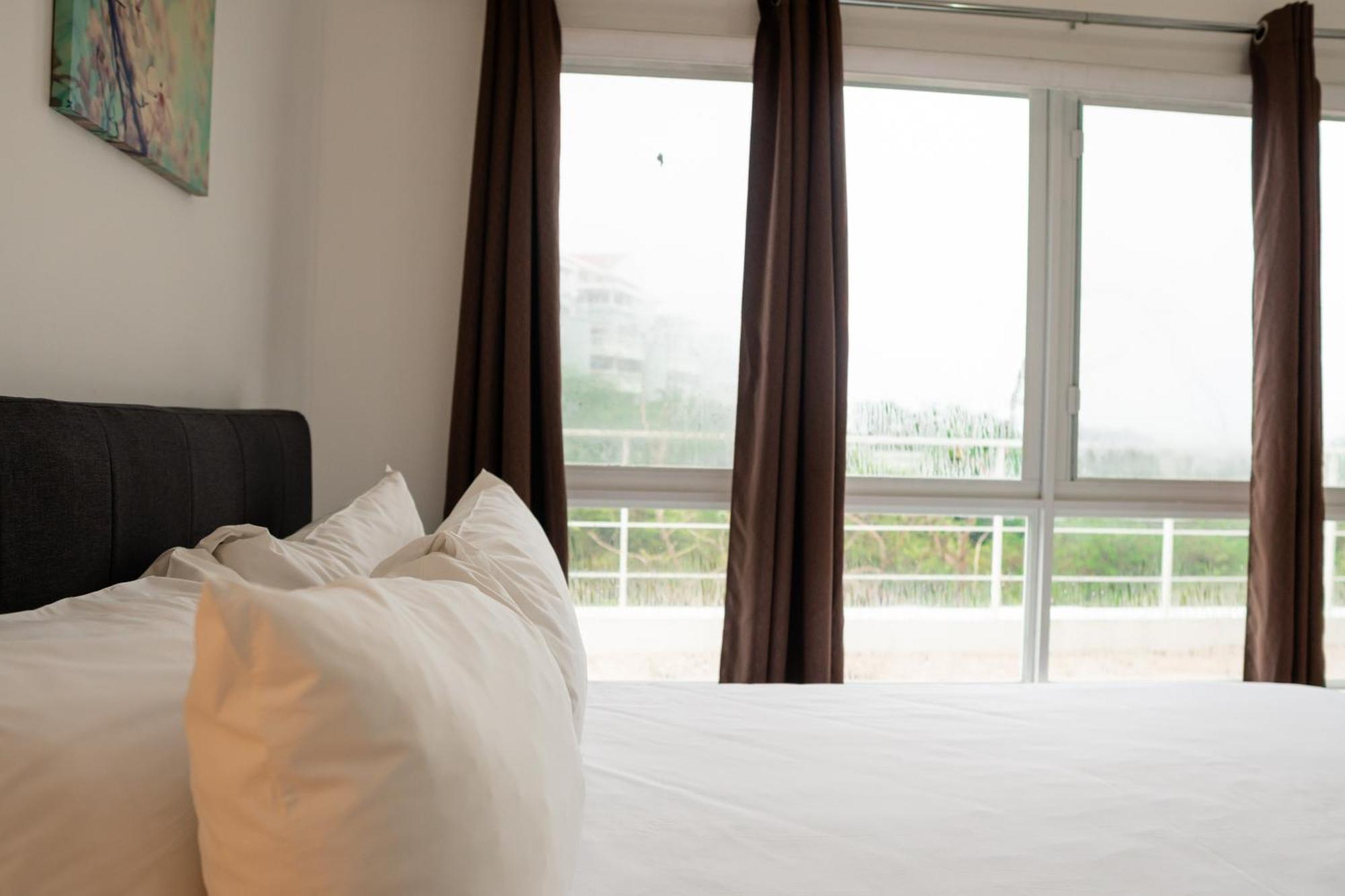 Hotel Piscadera Harbour Village