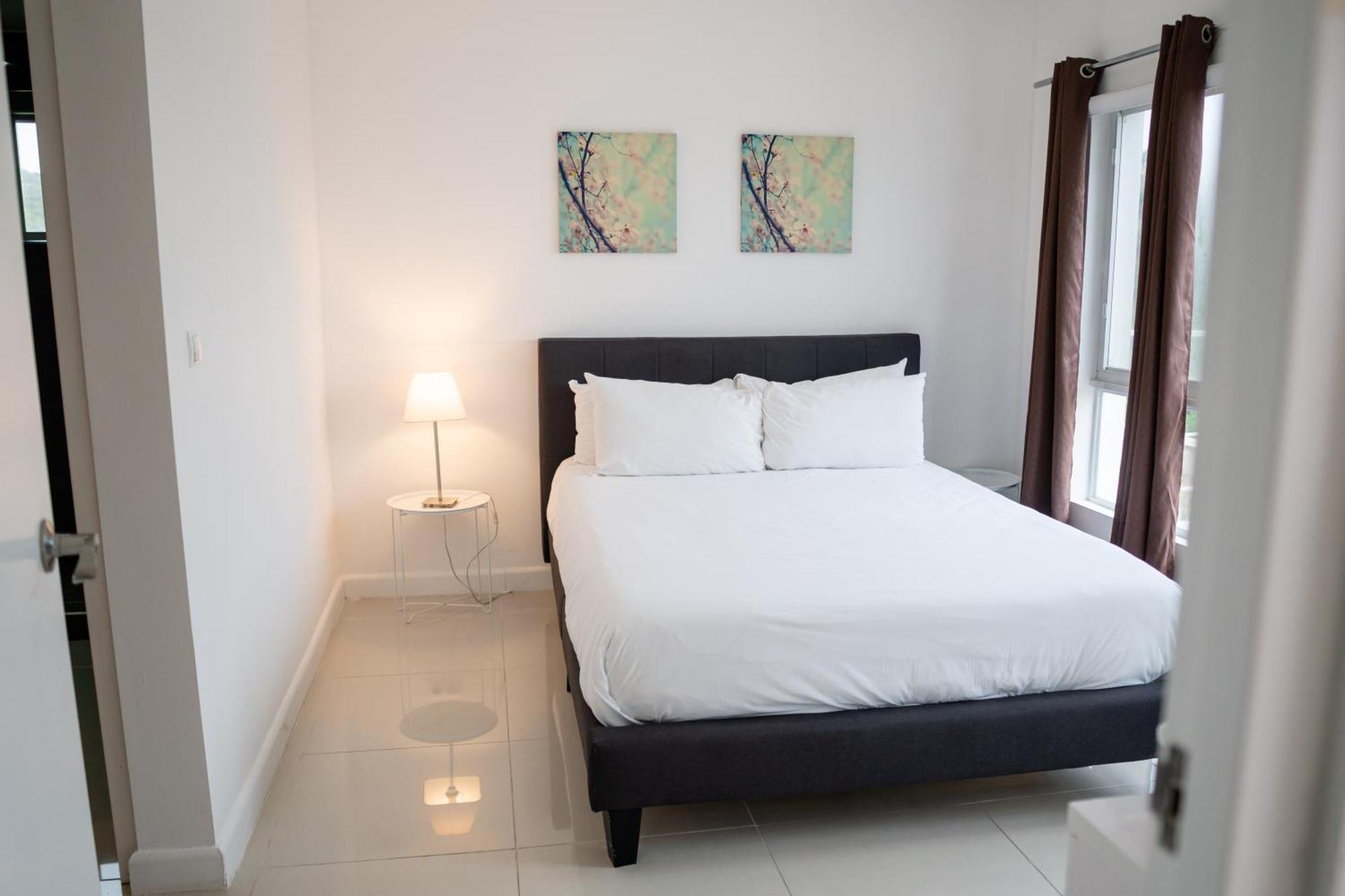 Hotel Piscadera Harbour Village