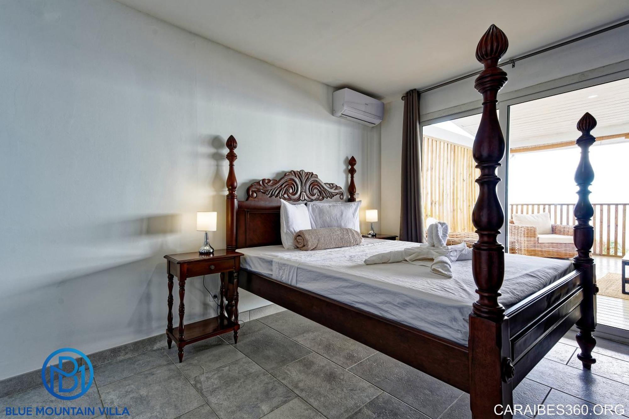 Blue Mountain Villa