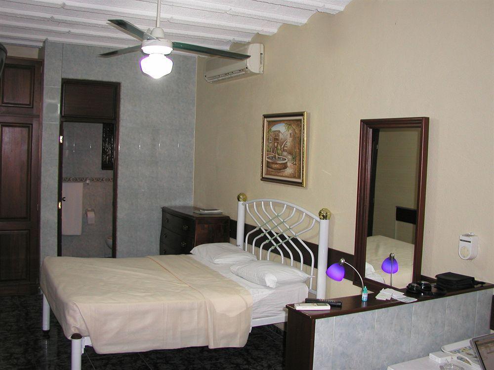 Hotel Garant &