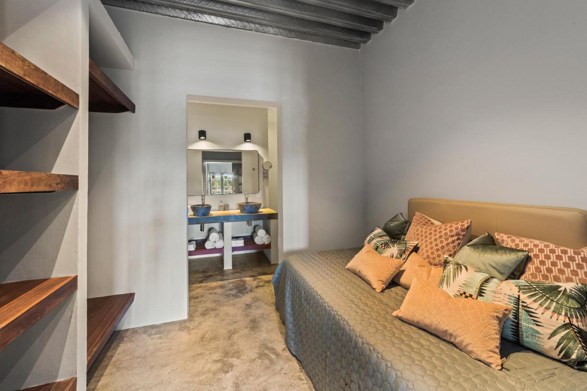 Pm78 Boutique * Willemstad