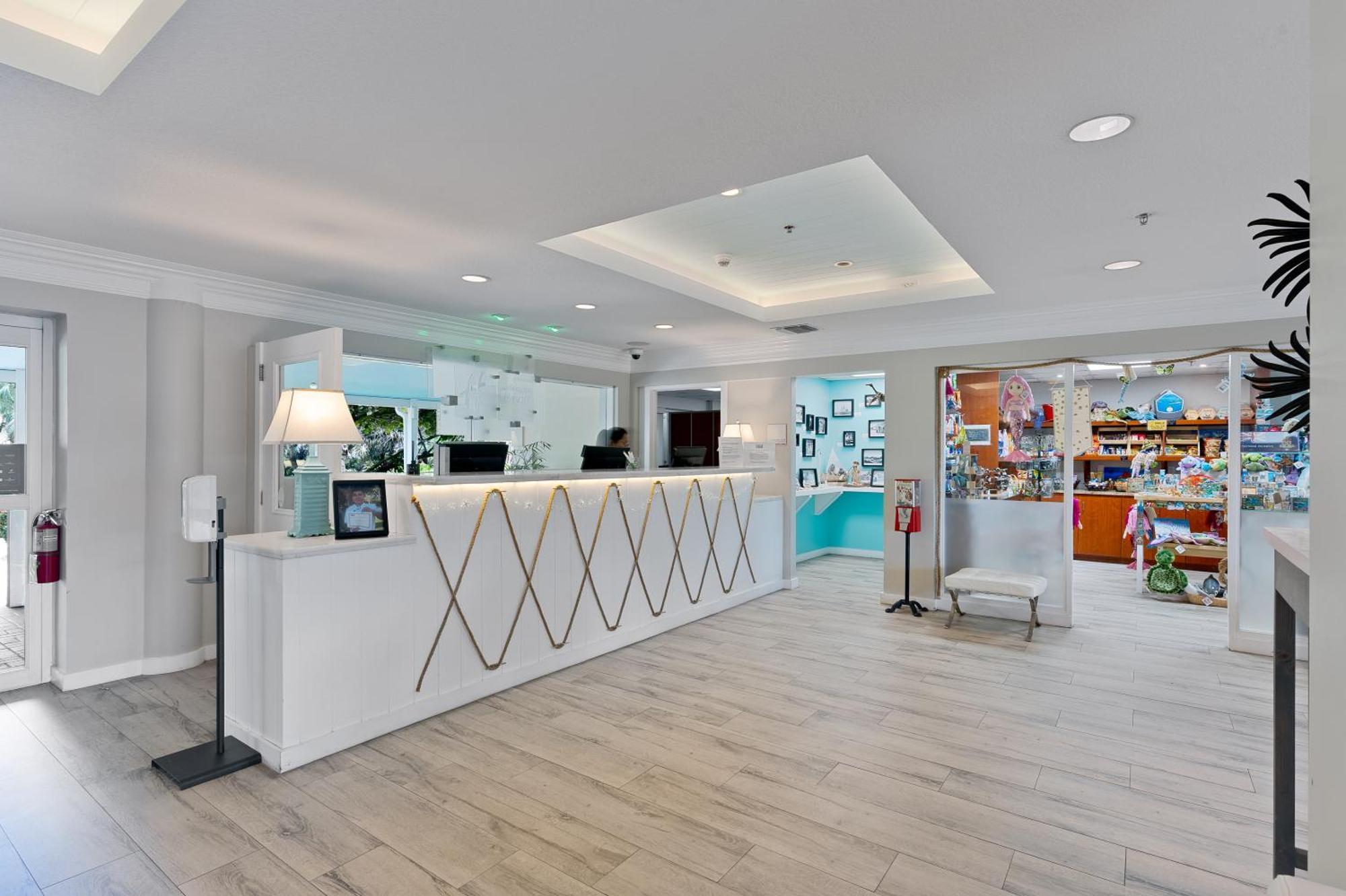 The Grand Caymanian Aparthotel 3*