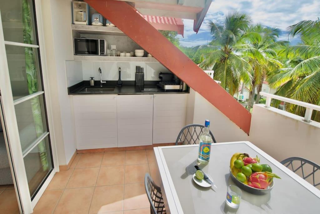 Apartment Avec Terrasse Chez Pierre Et