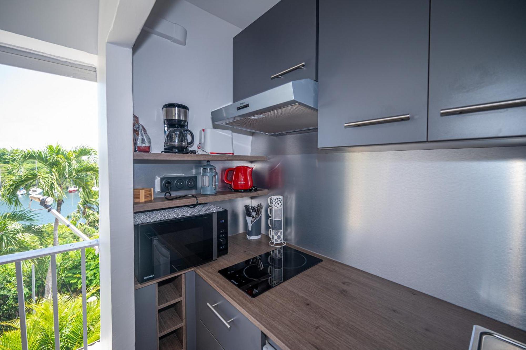 Studio, Piscine Et Vue A La Marina Le Gosier (Grande-Terre)