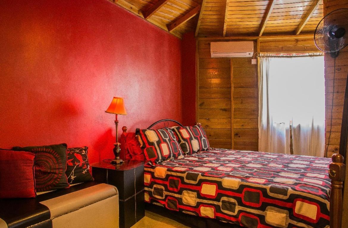 One32 Guest house Kingston