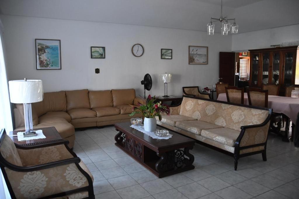 Cindy's Guest house *
