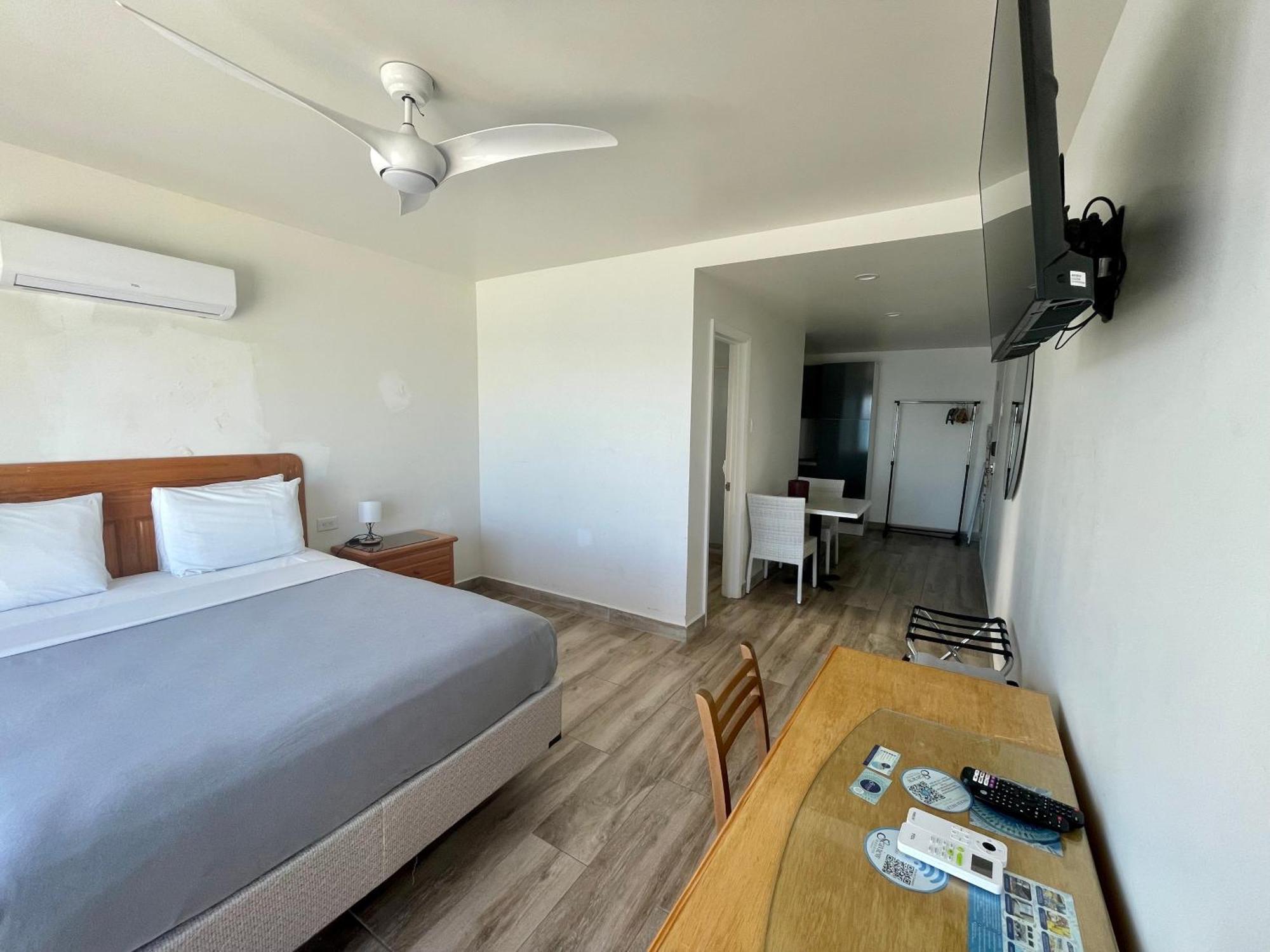 Hotel Seaview 3*