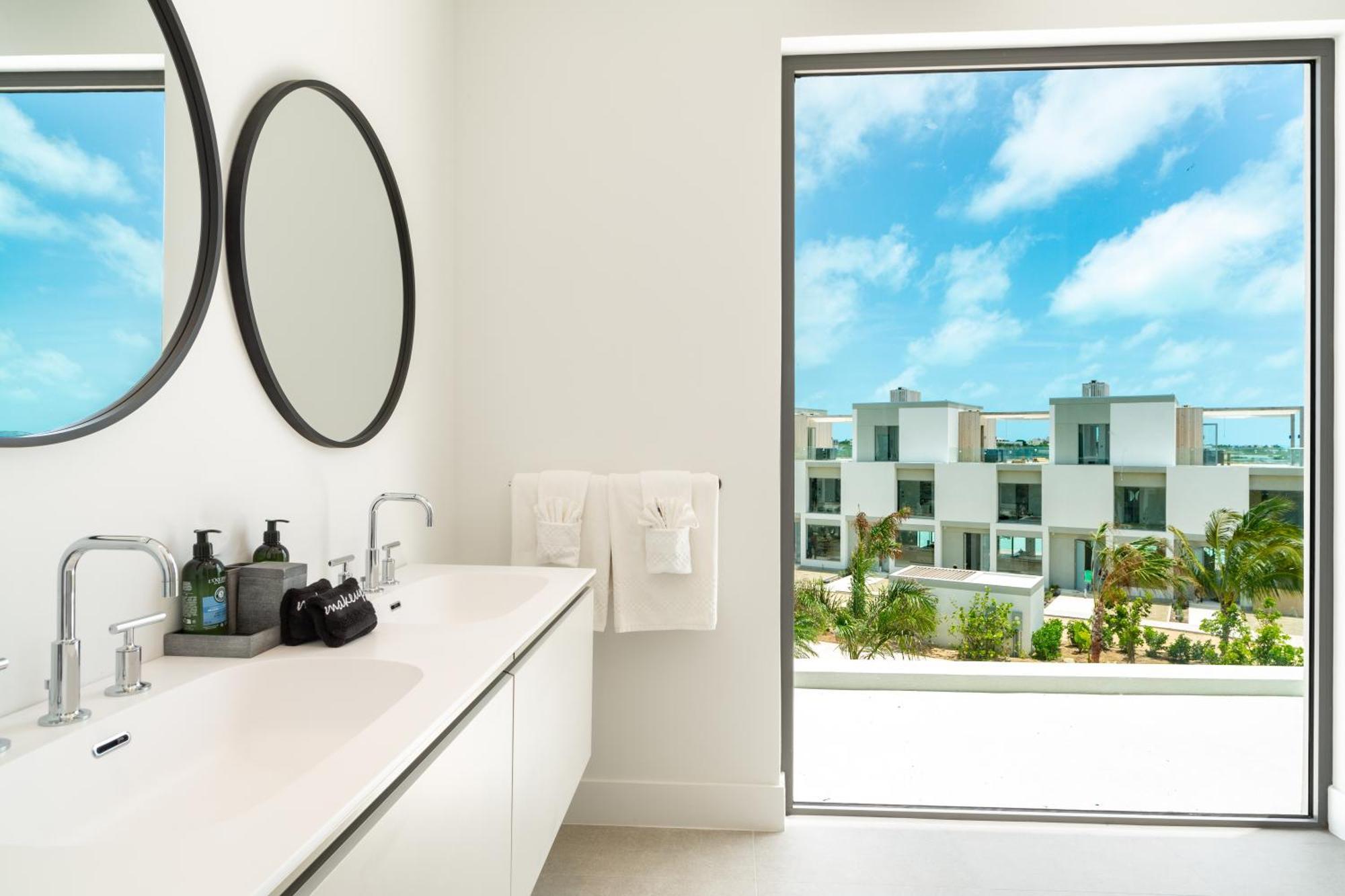 Resort South Bank 5*