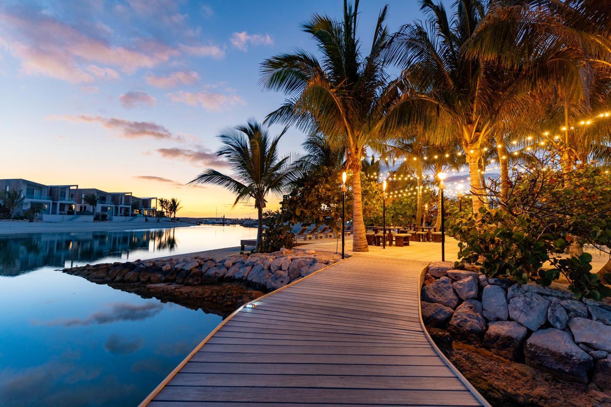 Resort South Bank 5*
