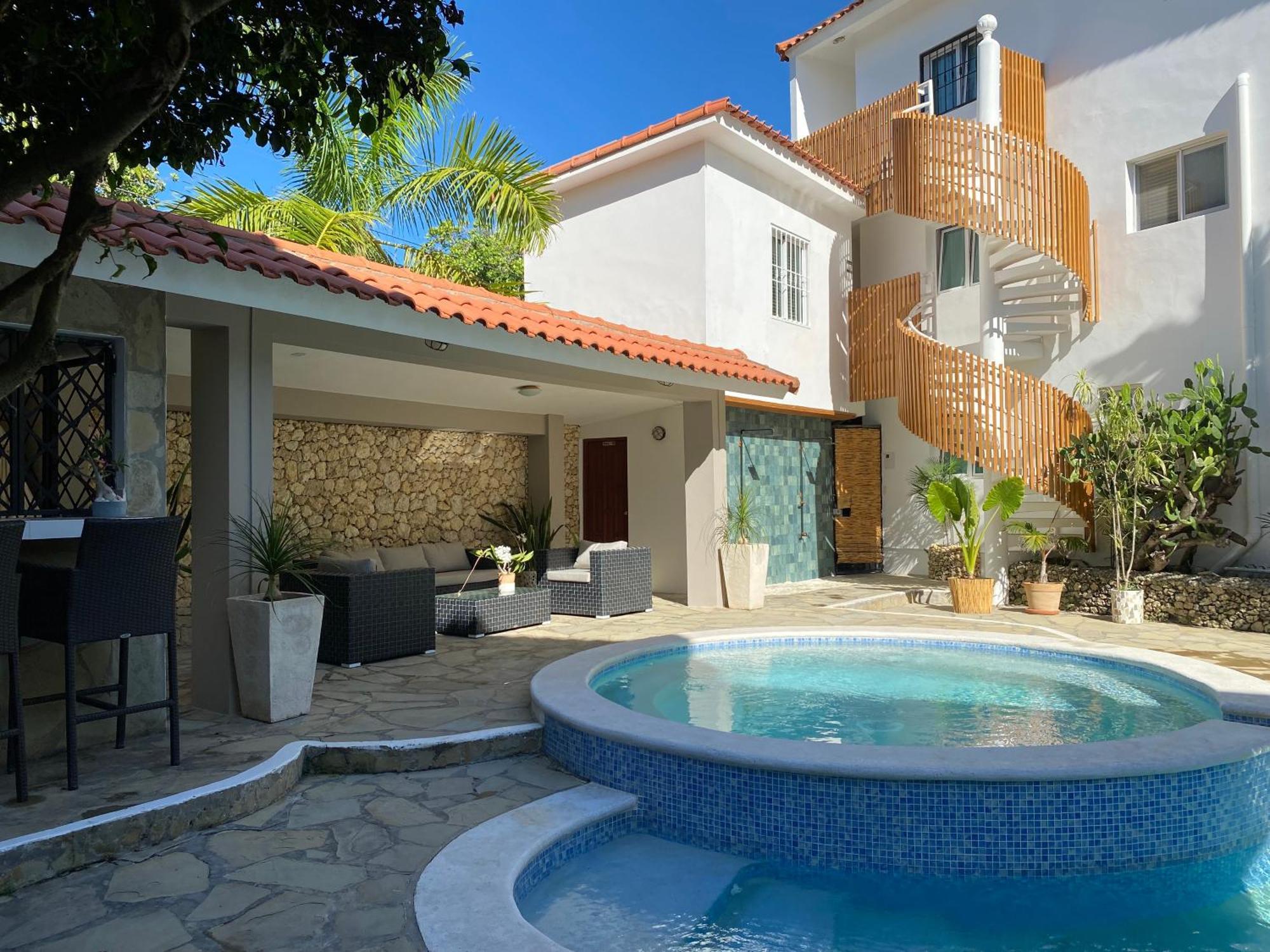 Aparthotel Bahia 3*