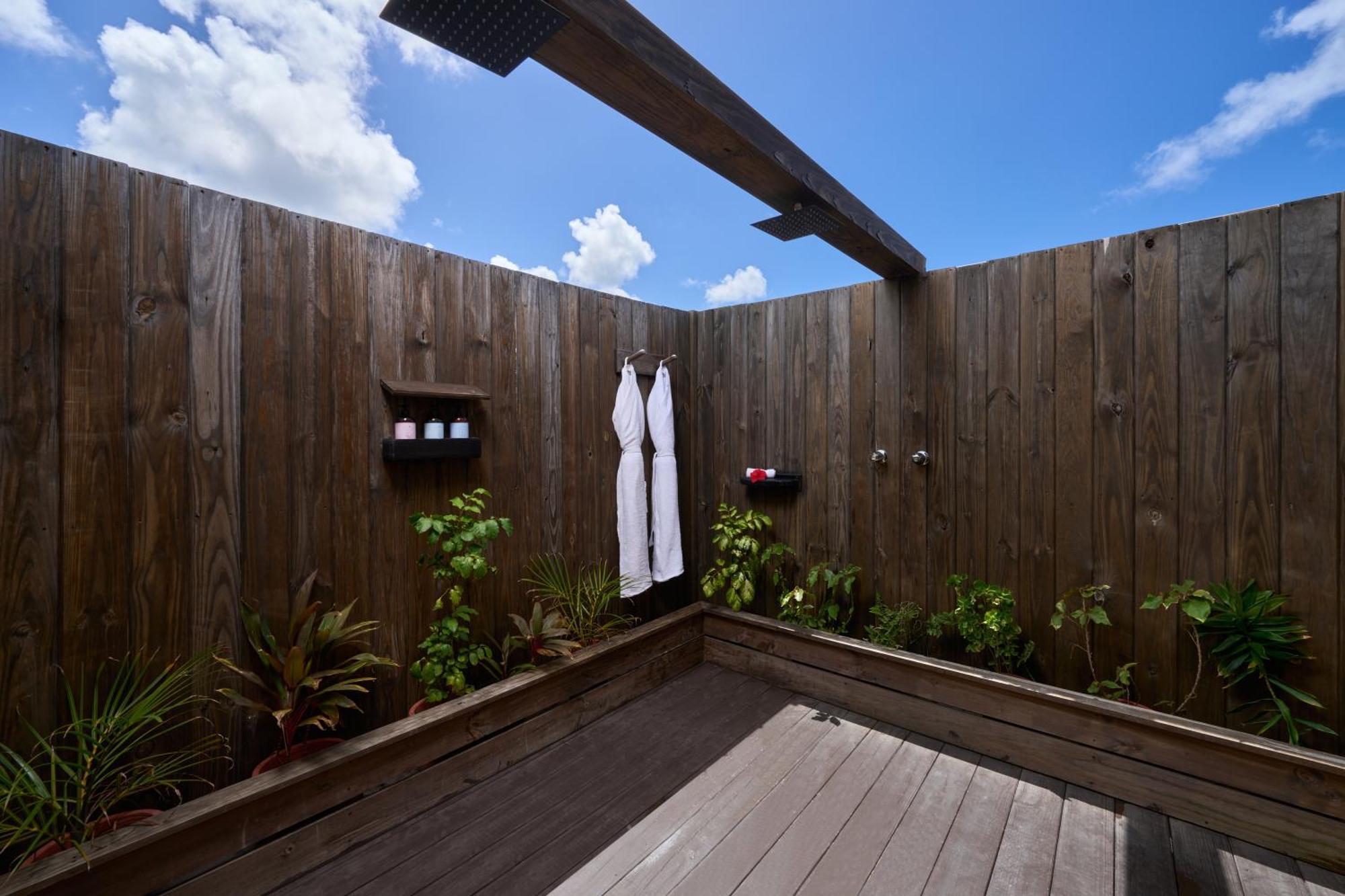 Keyonna Hotel 4*