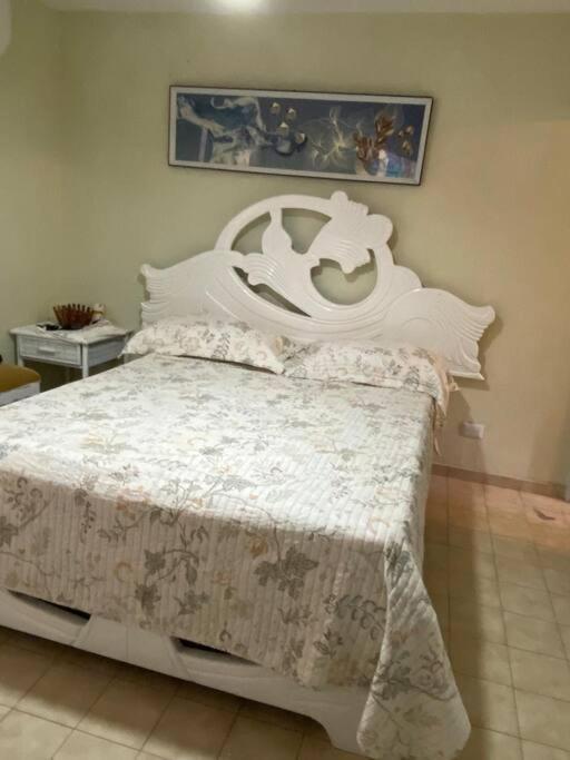 Apartamento Frente A La Playa En Costambar