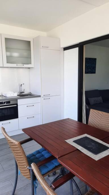 Apartamento Avec Piscine Et Vue Lagon *