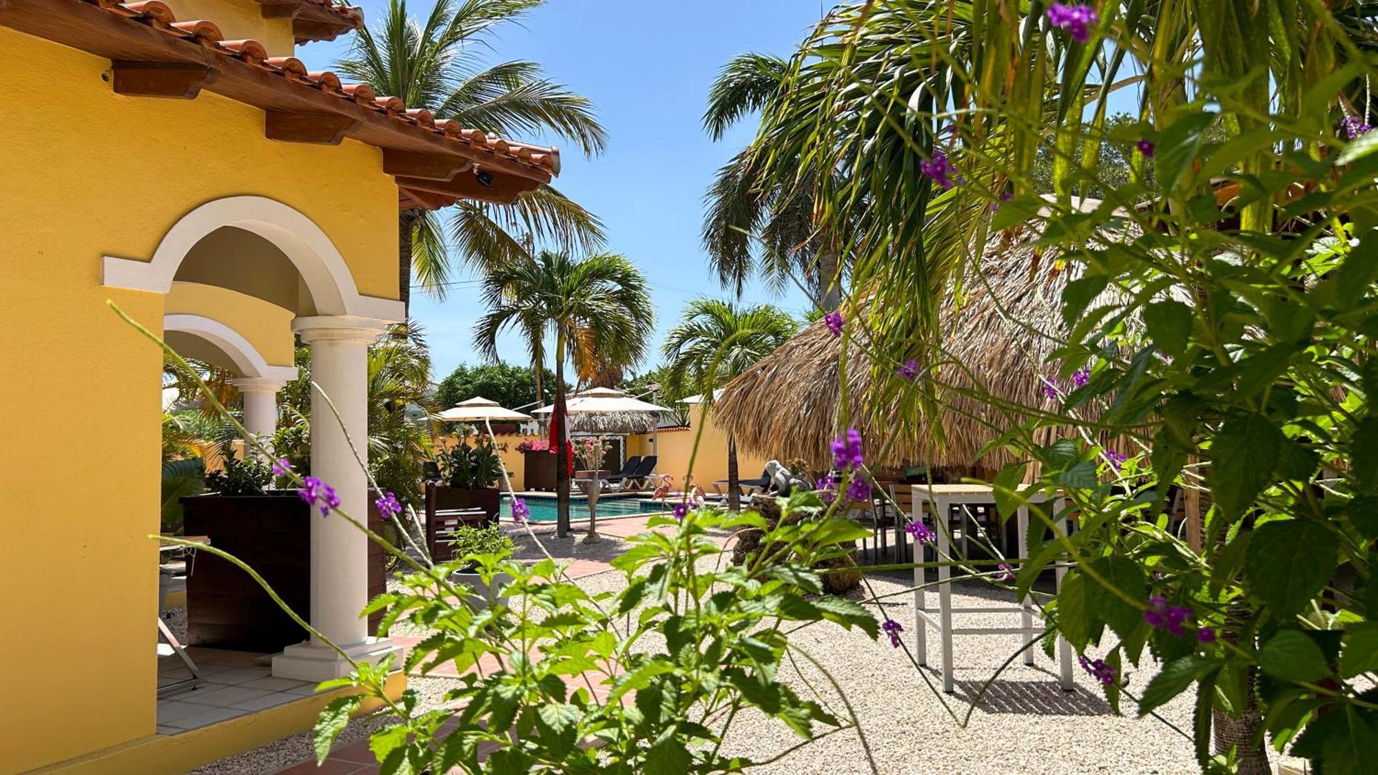 Sonrisa Boutique - Adults Only Hotel