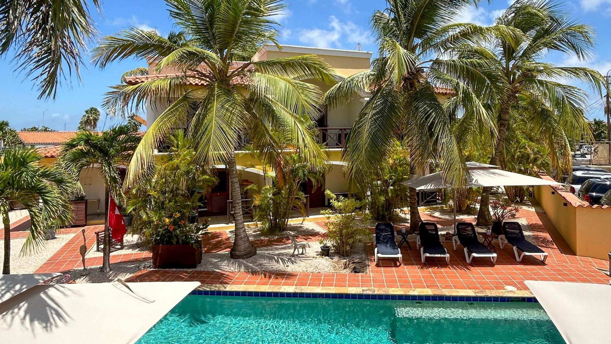 Sonrisa Boutique - Adults Only 4*