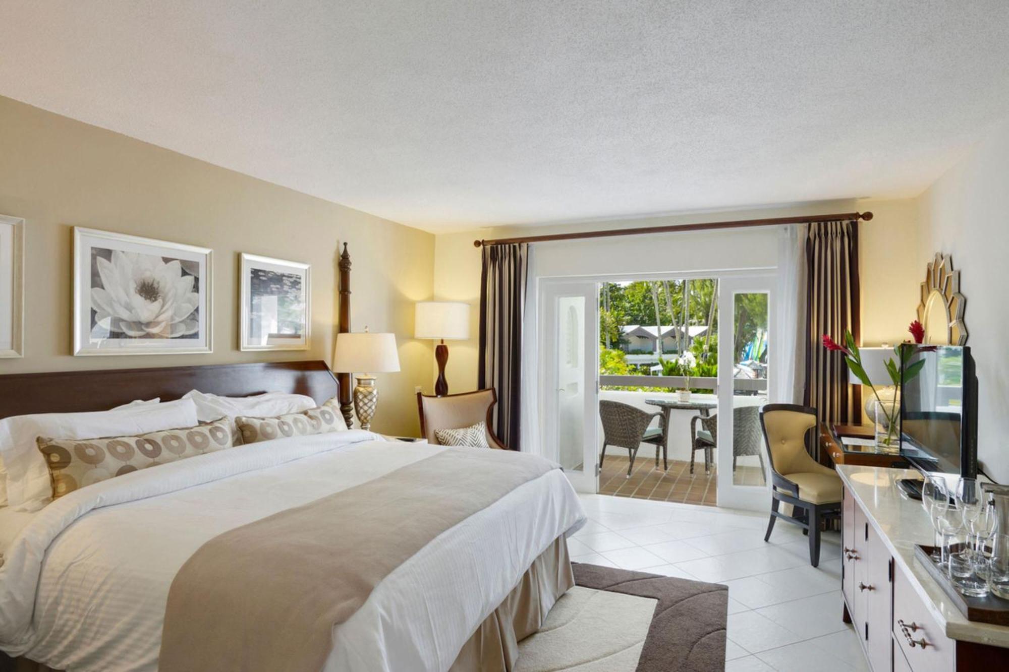 Colony Club By Elegant Hotel 4*