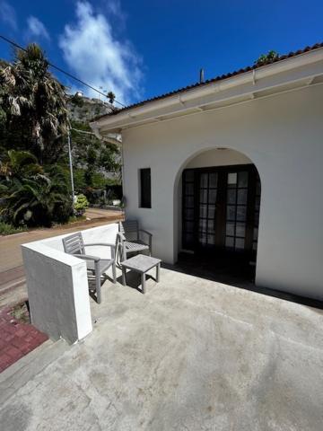 The Old Gin House Aparthotel