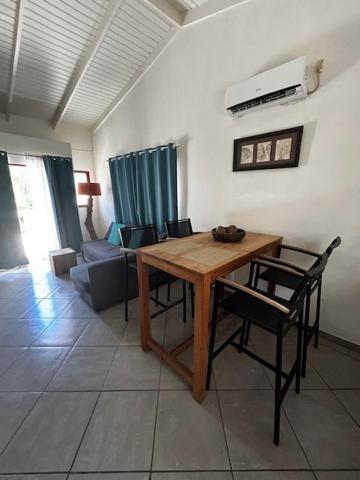 The Old Gin House Aparthotel 4*