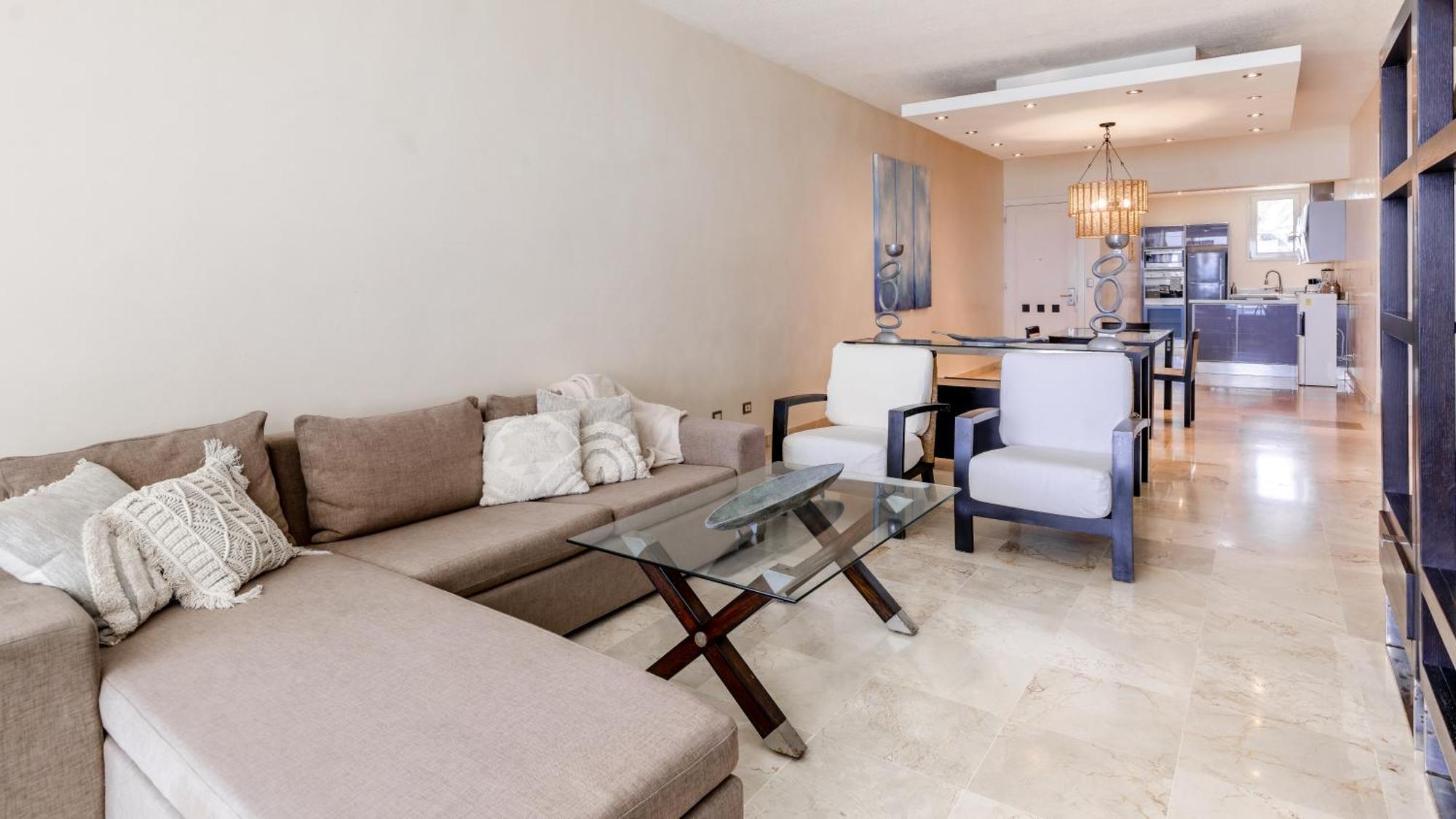 Aparthotel Watermark Luxury Oceanfront Residences 5*