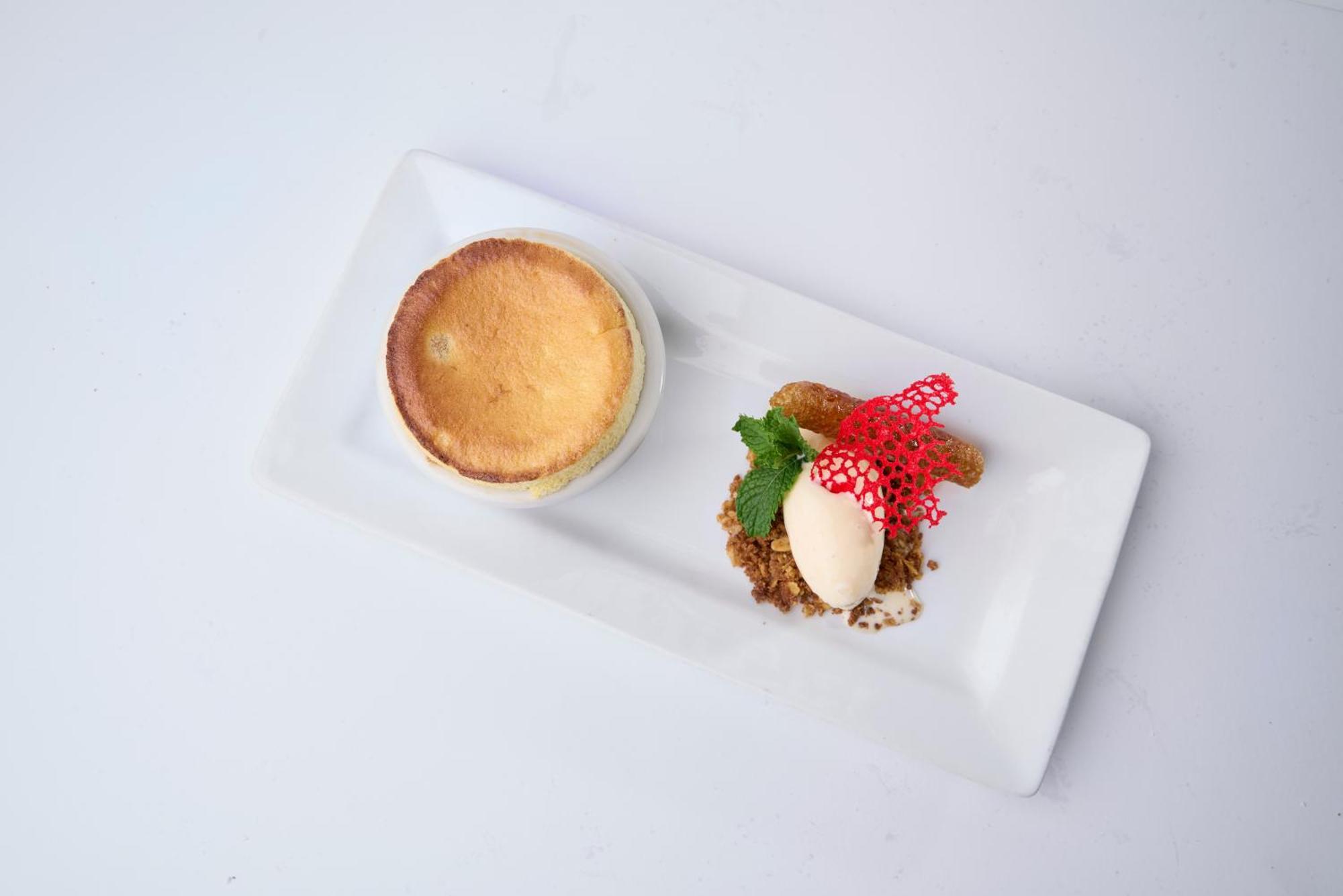Mount Cinnamon & Club 4*