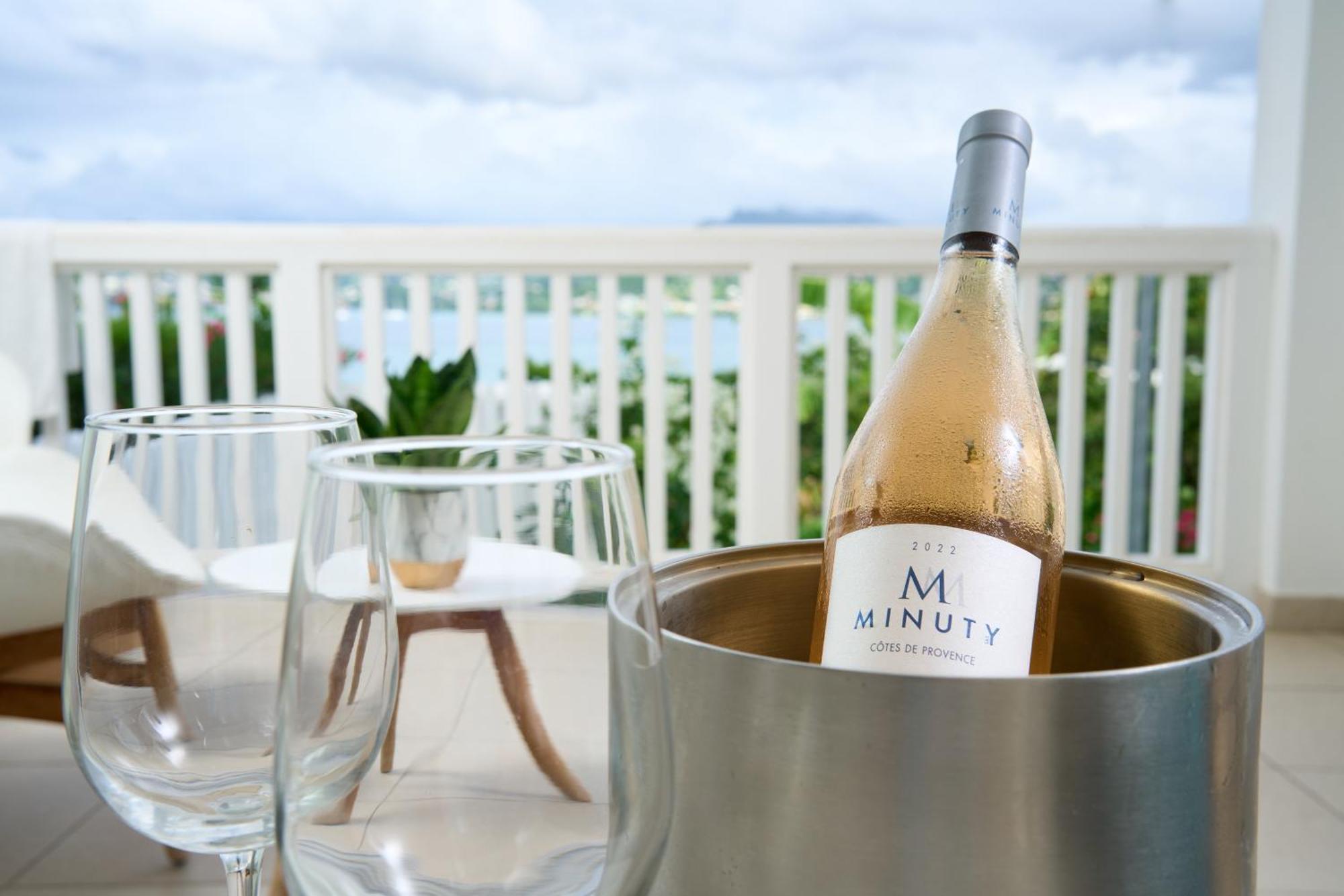 Mount Cinnamon & Club St. George's