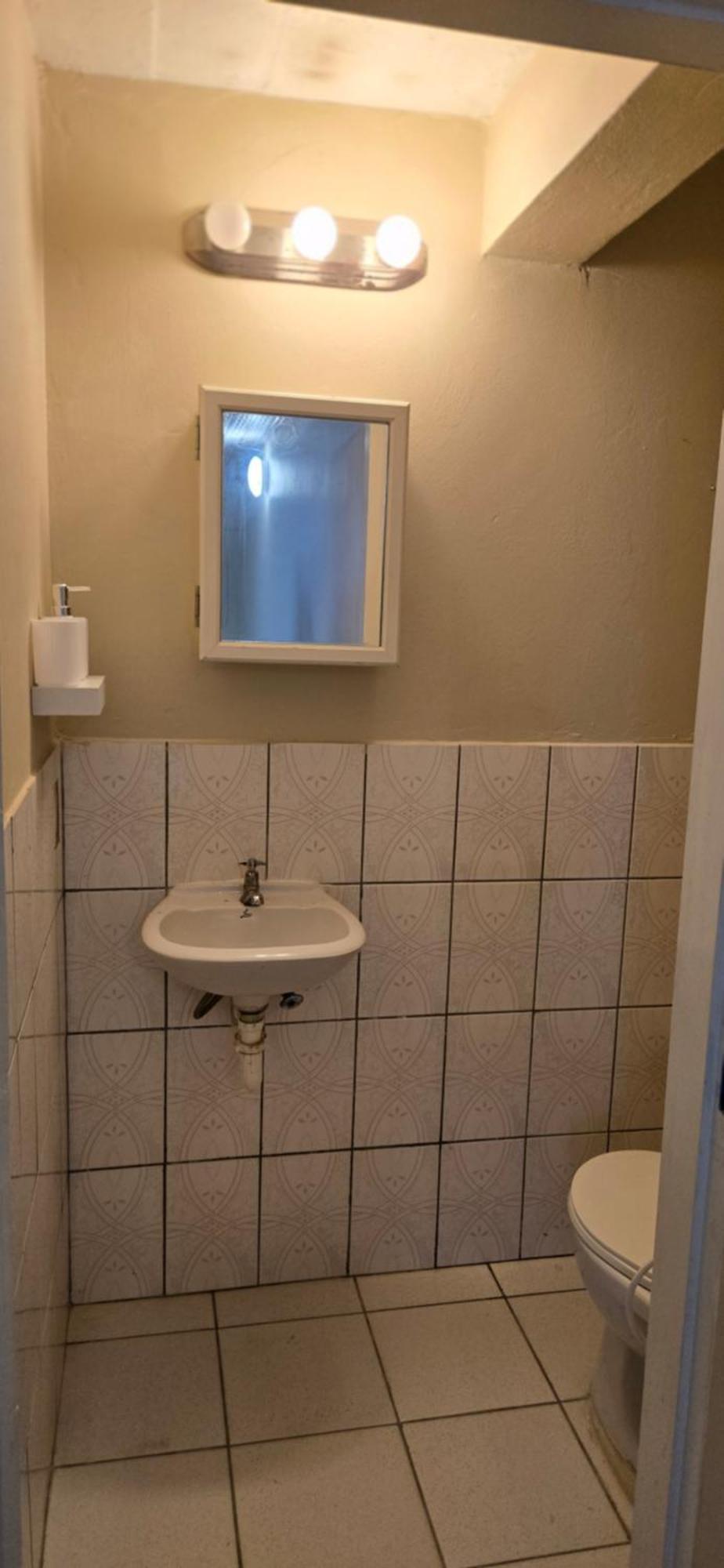 The Ebenezer Apartment *