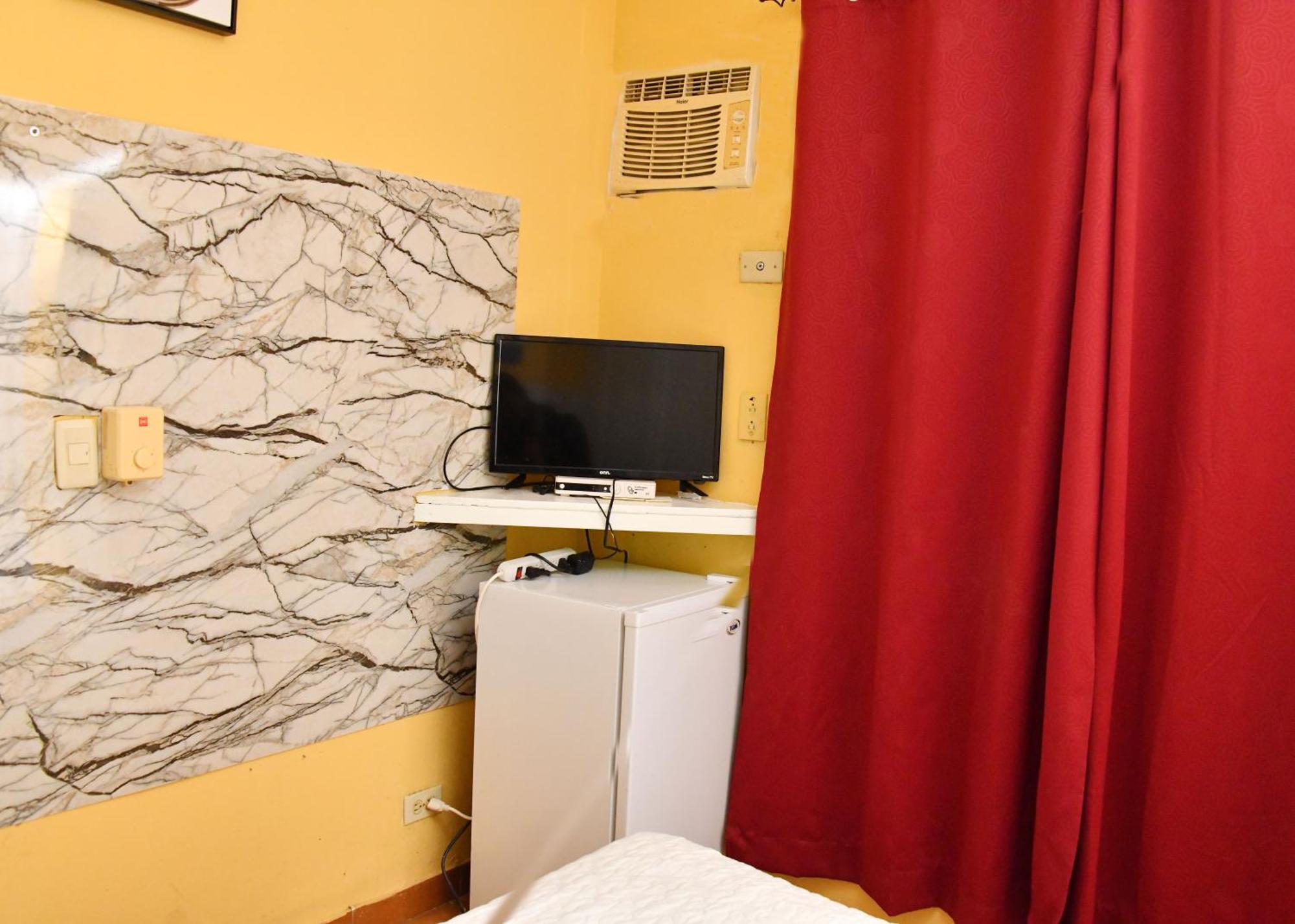 Mango Hotel 3*
