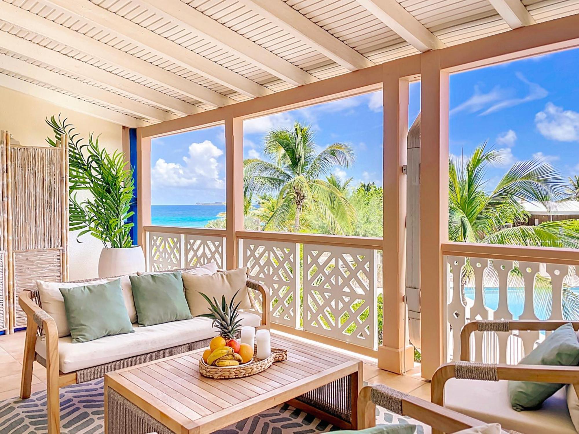 Sable Bleu Elegant 2-bedroom Oceanfront