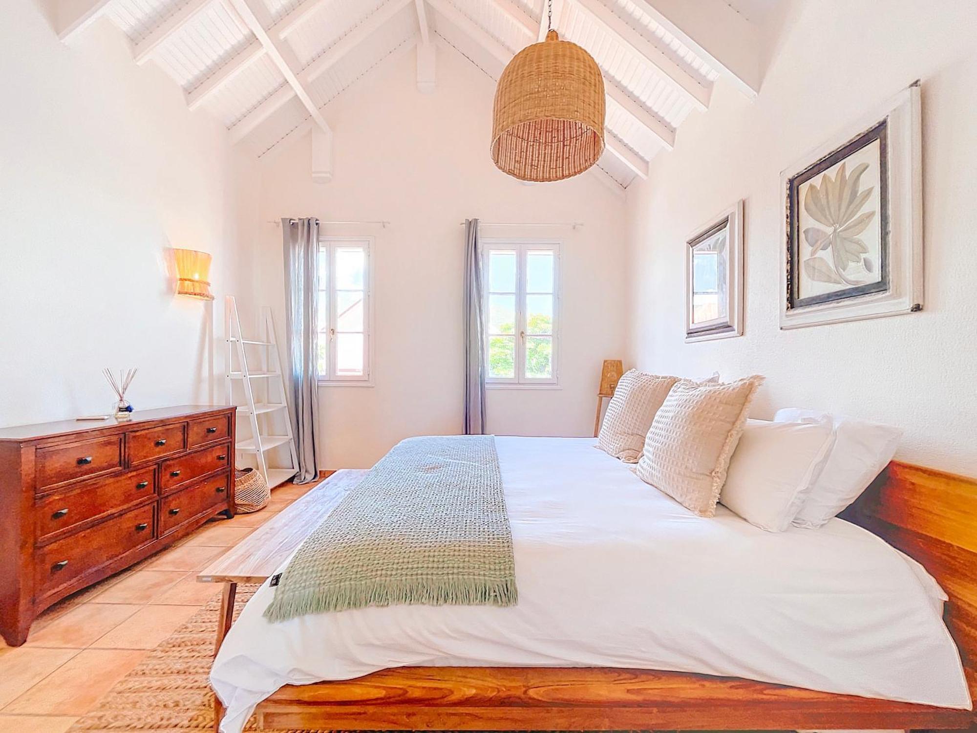 Apartment Sable Bleu Elegant 2-bedroom Oceanfront *