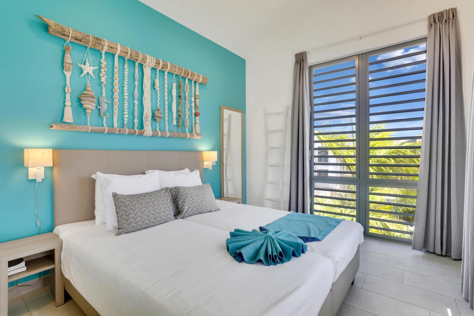 Delfins Bonaire, Tapestry Collection By Hilton Kralendijk (Bonaire)