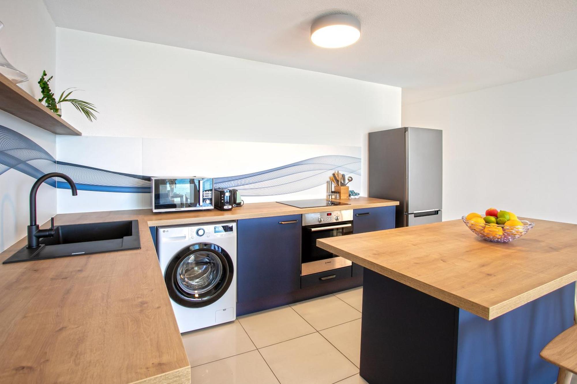Bleu Emeraude 4*
