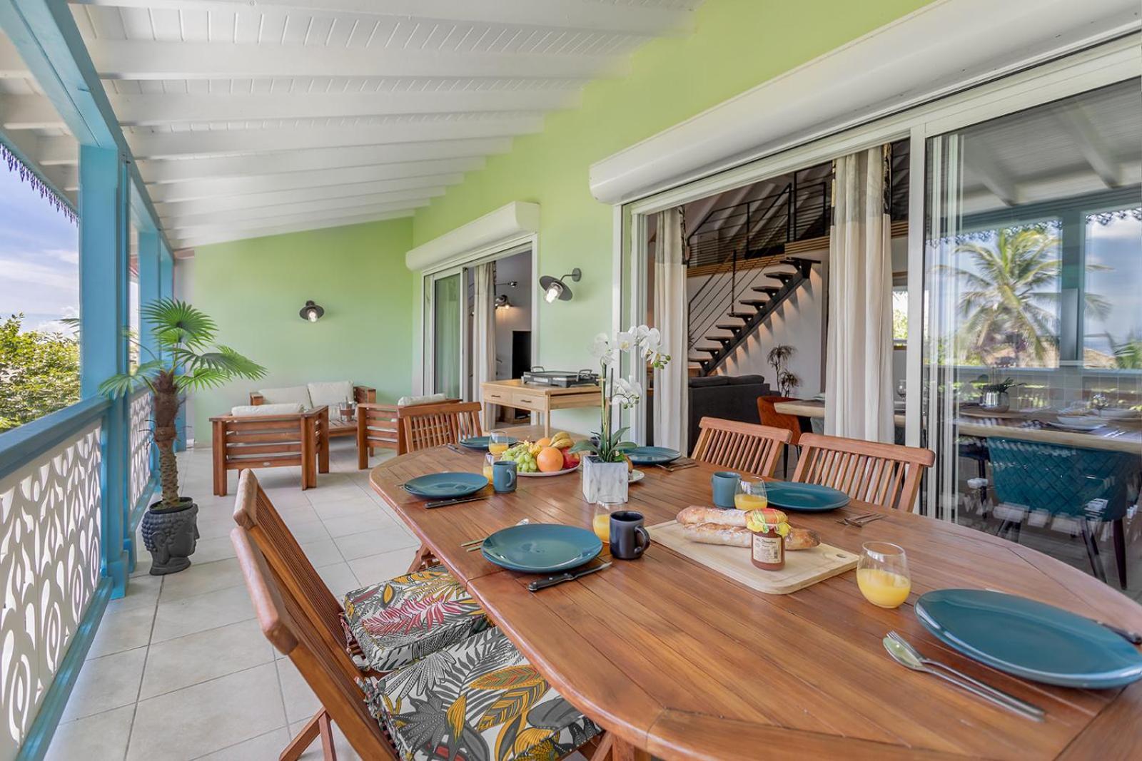 Apartment Sandy Apartment, 2 Bdr Right On The Beach! *