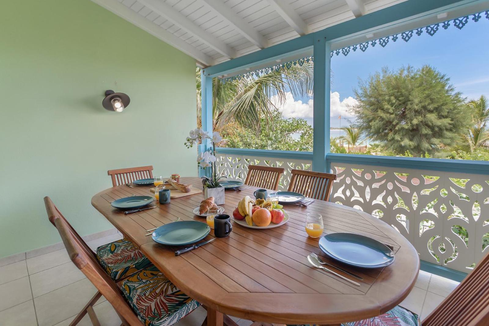 Apartment Sandy Apartment, 2 Bdr Right On The Beach! *