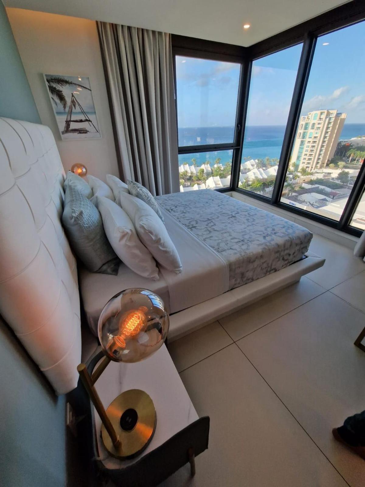 Apartment B1401 - Fourteen At Mullet Bay, Luxurious And Cosy 2bed With The Sea View Cupecoy (Sint Maarten)