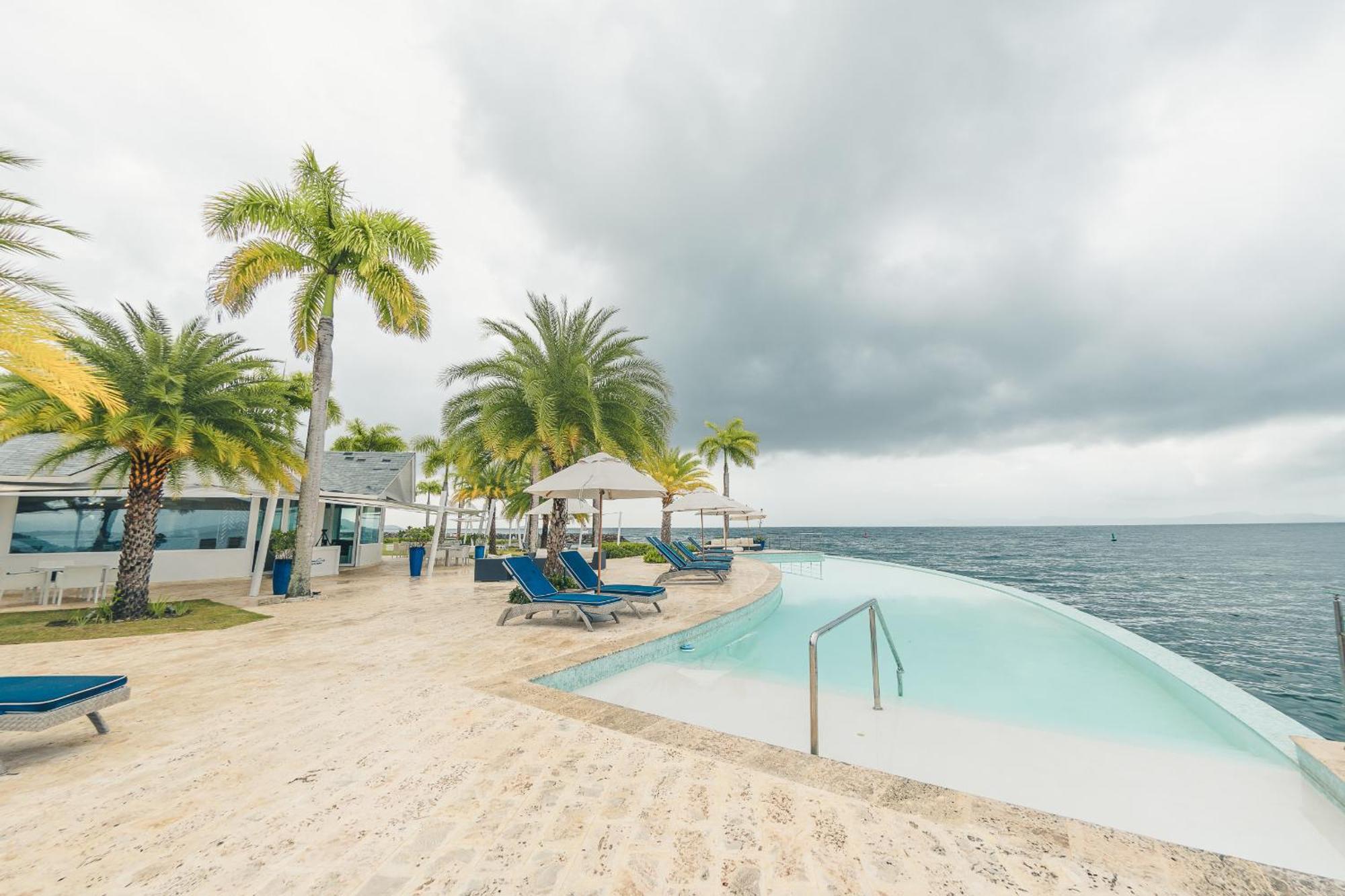 Amazing 3 Bedrooms At Puerto Bahia