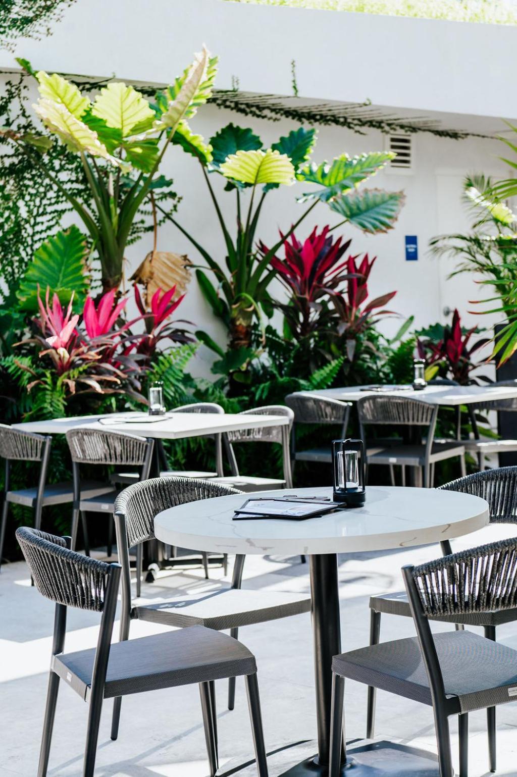 The Grove Aparthotel *