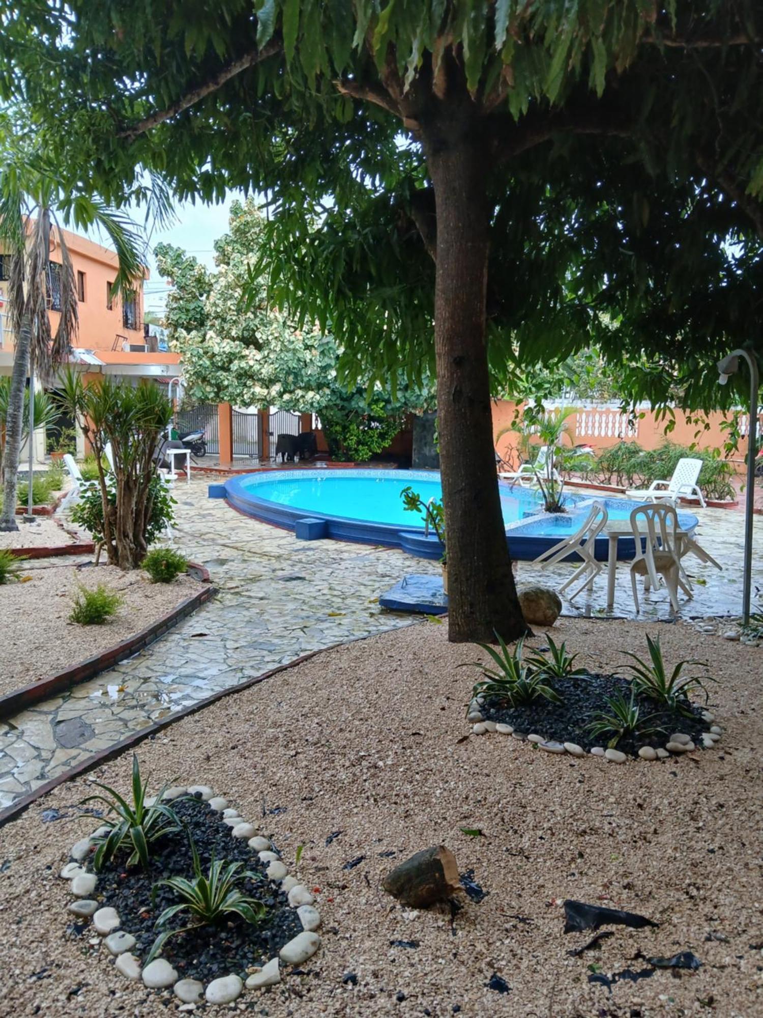 Mango Hotel 3*