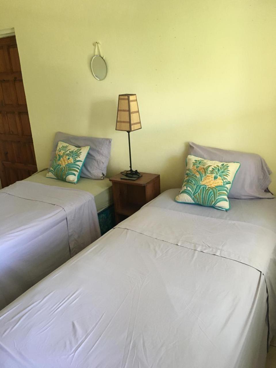 Private With Twin Beds Ac Nr Intl Airpt And Hospedagem domiciliar