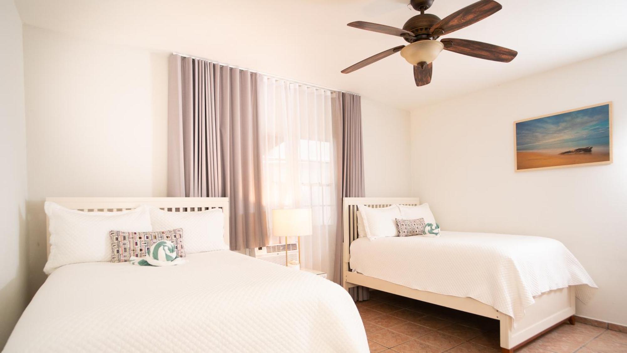 Hotel Lazy Parrot 3*