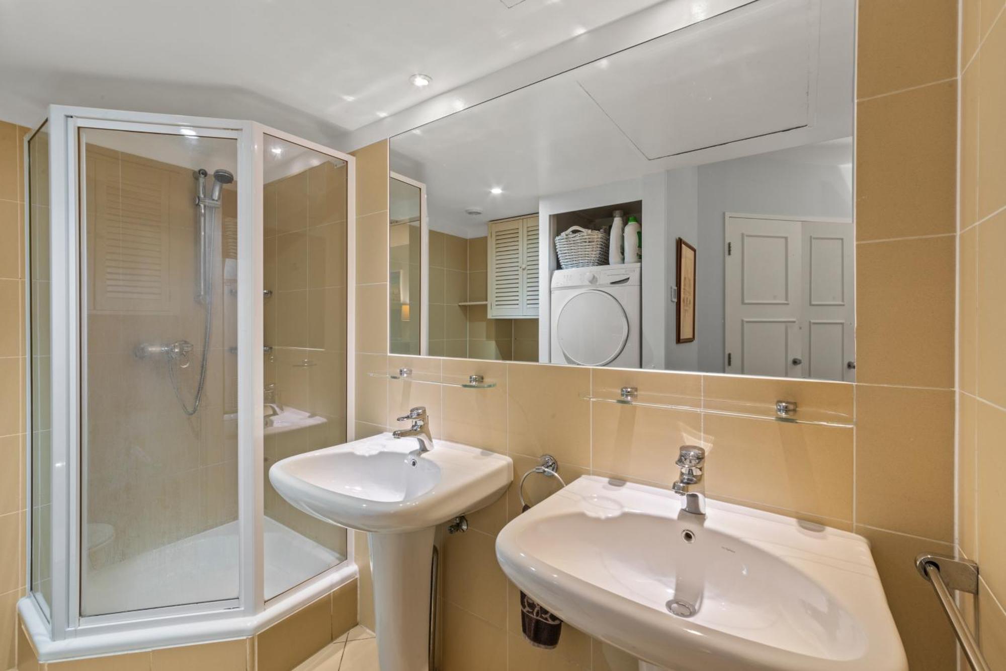 Beau Rivage 1 Apartment *