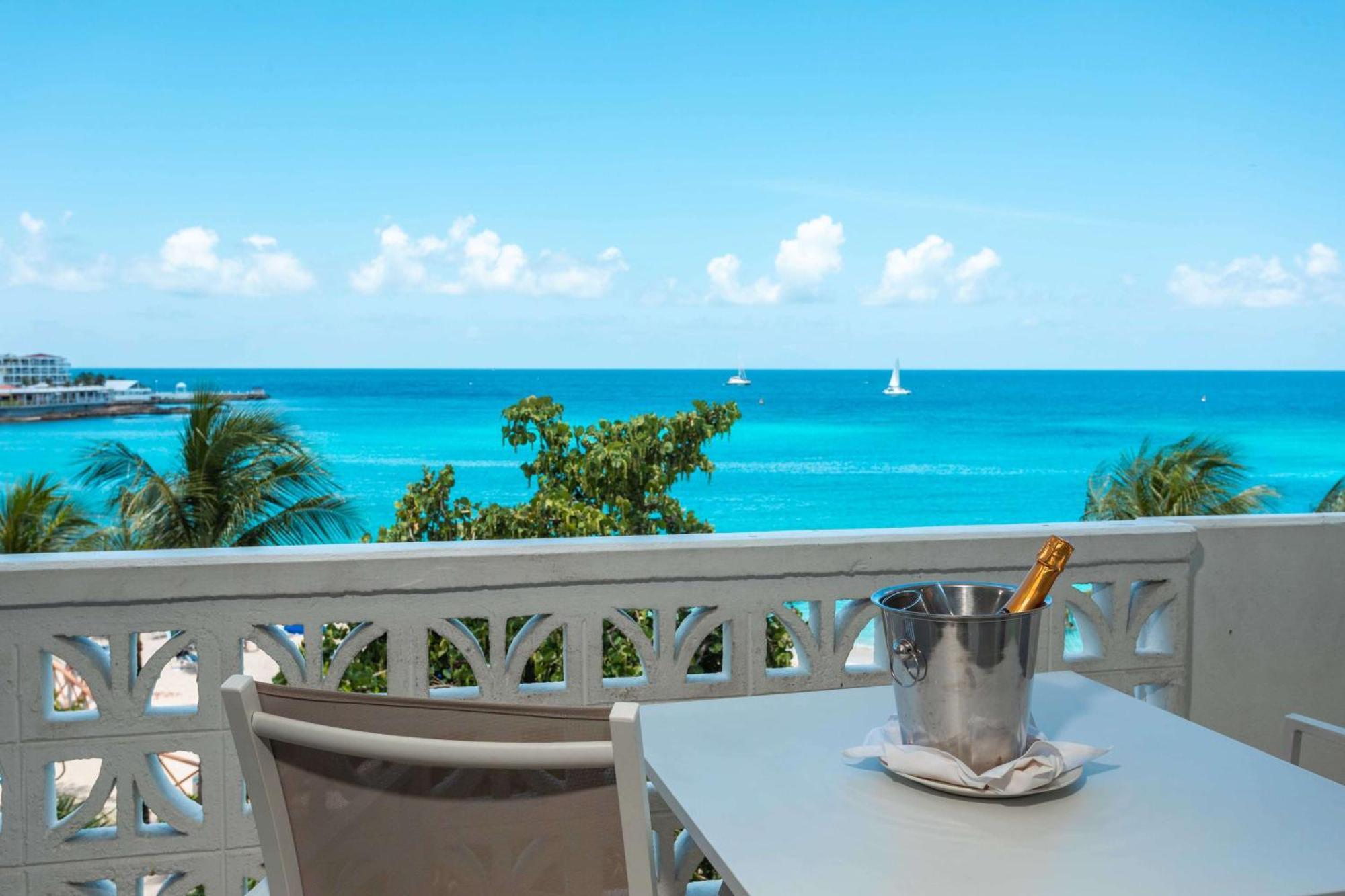 Royal Islander Club La 4*