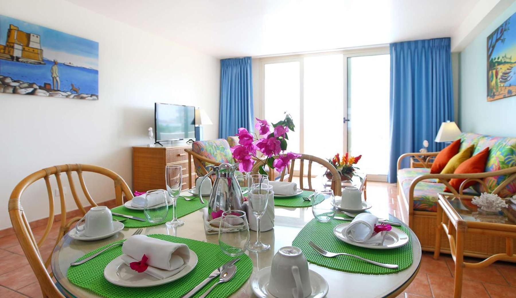 Royal Islander Club La Resort