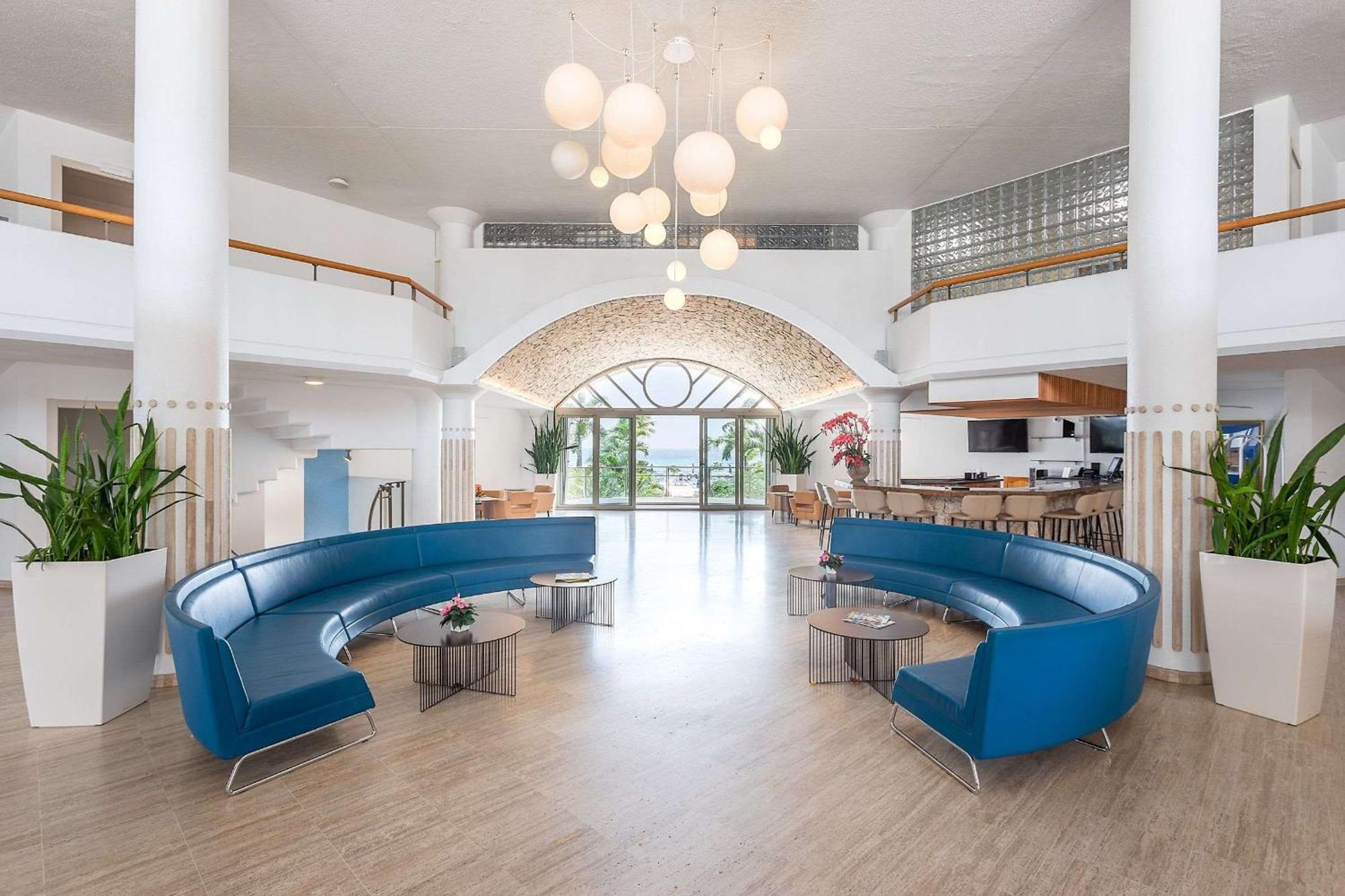 Resort Royal Islander Club La Lowlands