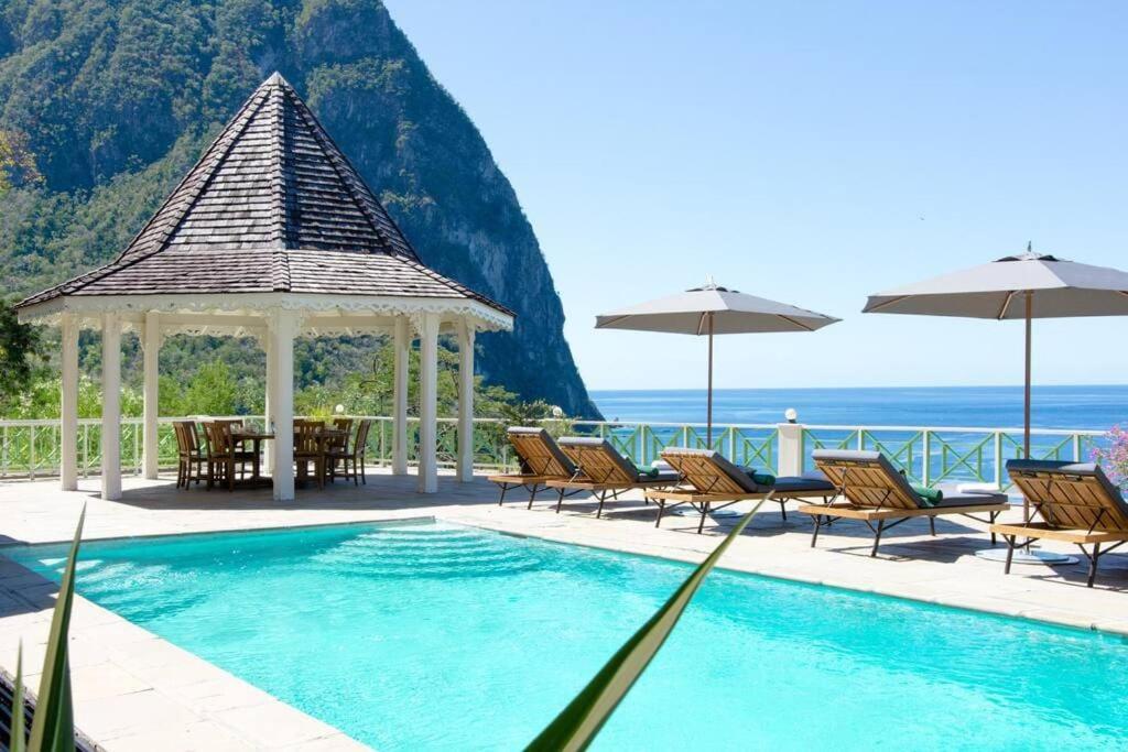 Villa Belle Coco Malgratoute St Lucia