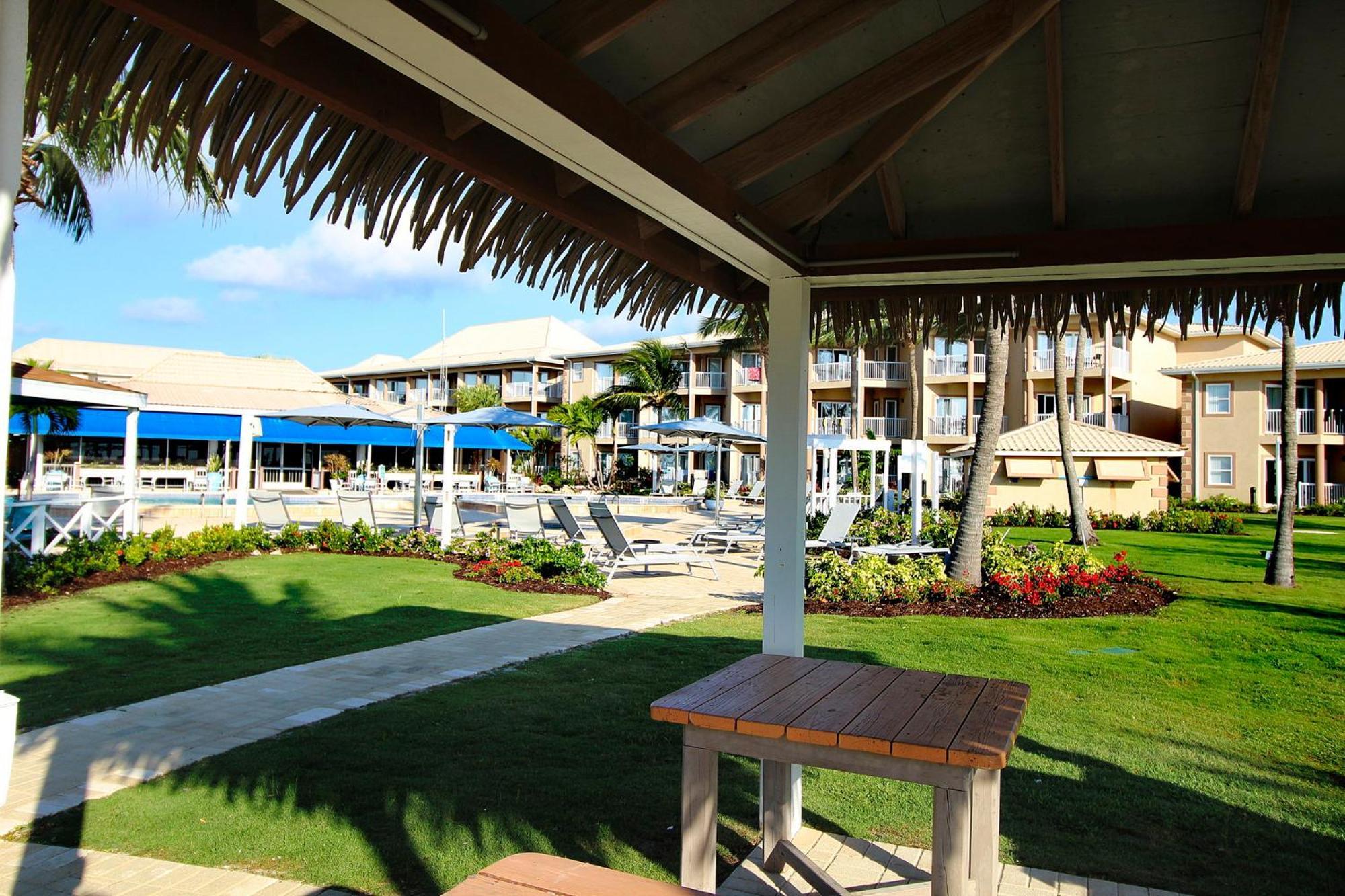 Holiday Grand Cayman By Ihg (adults Only) 3*