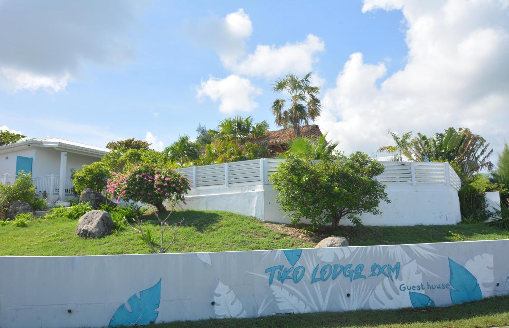 Guest house Tiko Sxm