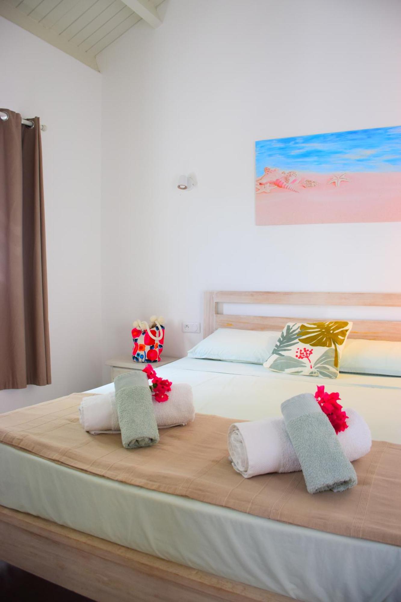 Guest house Tiko Sxm *