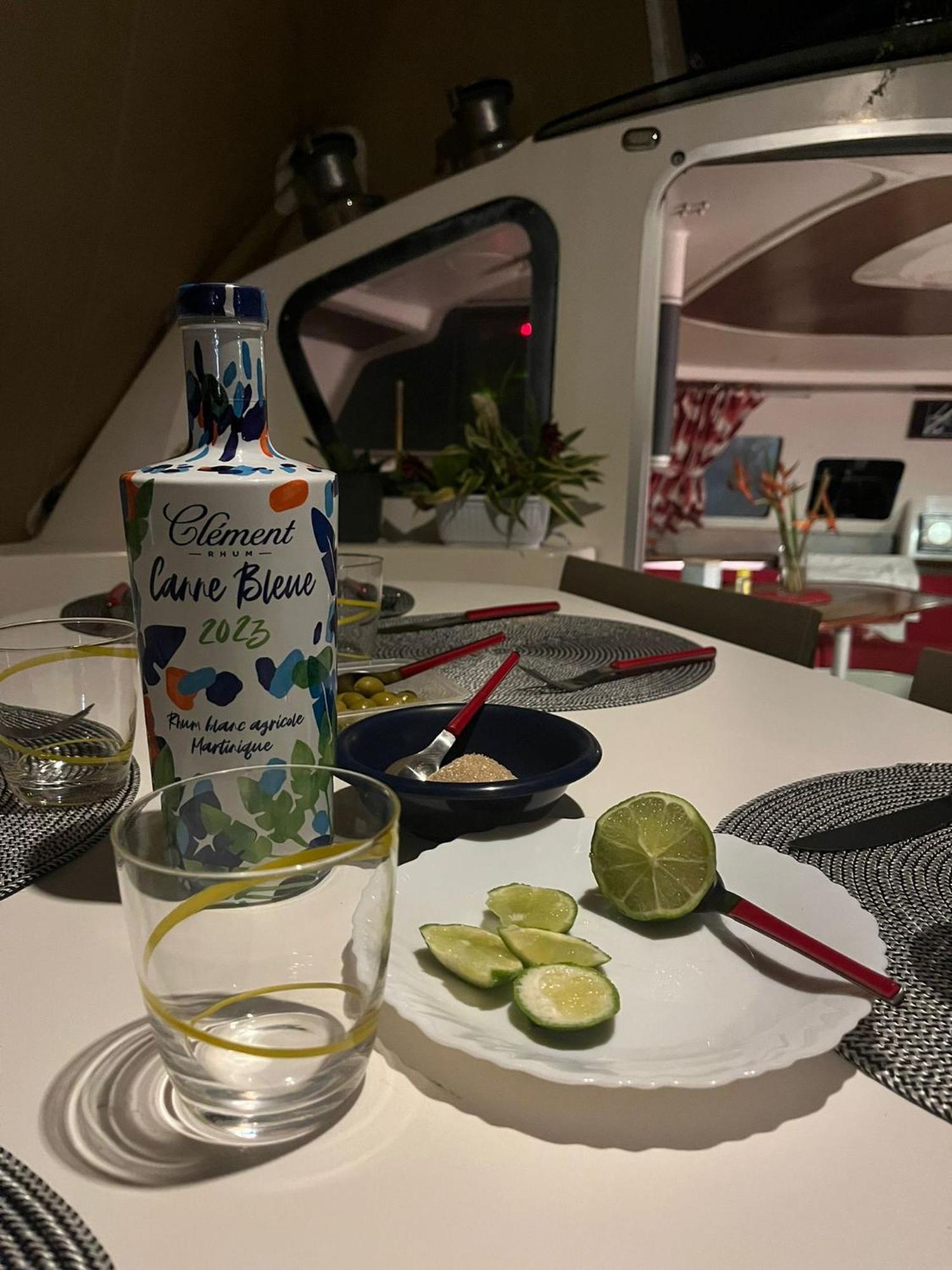 Imagine972 Martinique Bateau A Quai 3 3 Salles De Bains 6 Pers Maxi Botel *