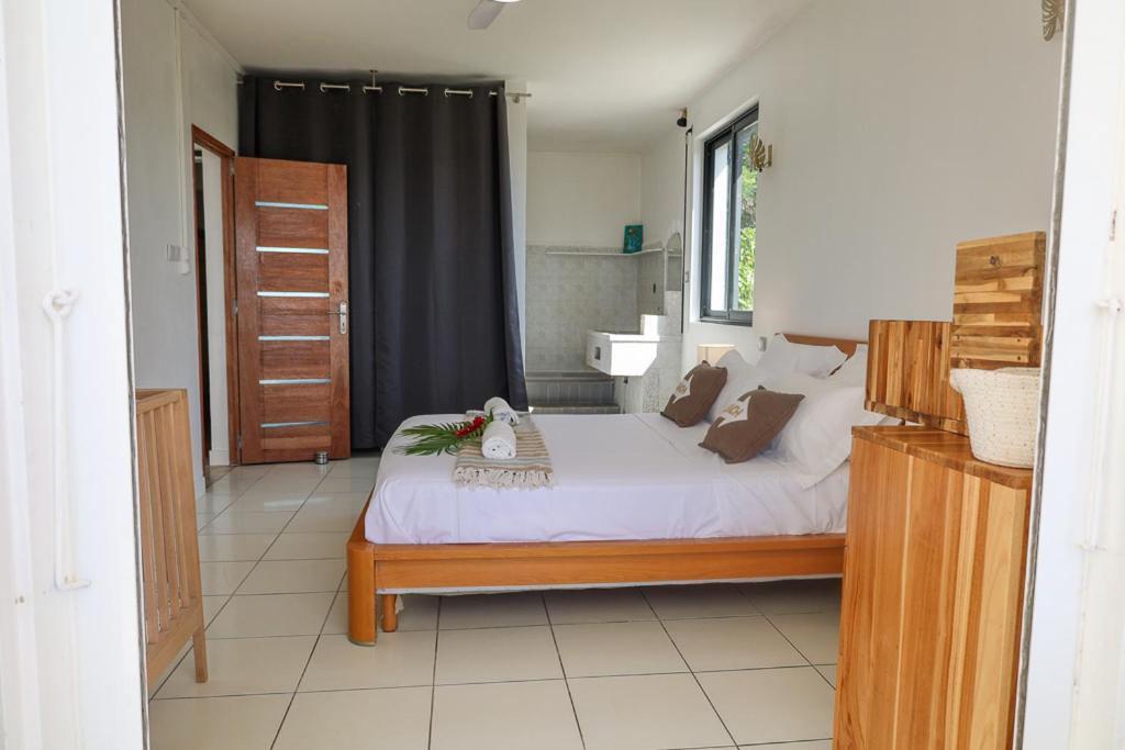 Constellation Vue Piscine Et A Pied Le Gosier (Grande-Terre)